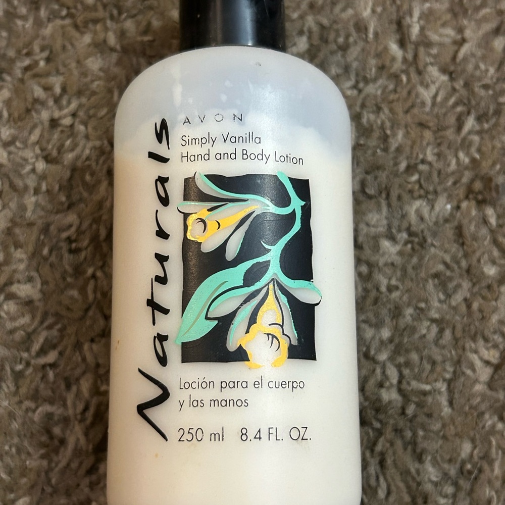 Avon Naturals Simply Vanilla Hand and Body Lotion